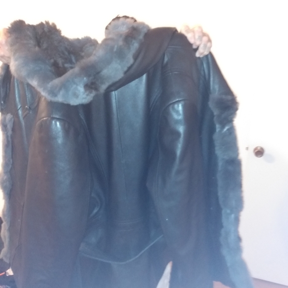Leather jacket - Picture 6 of 6